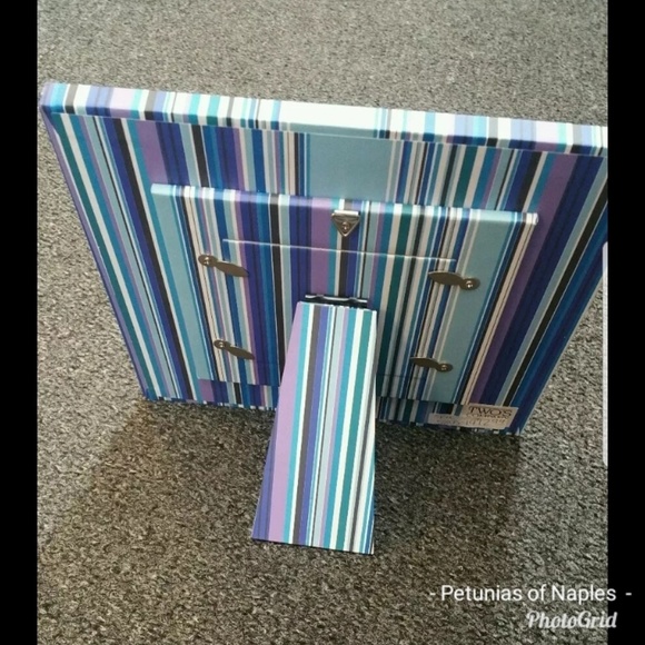 Two's Company Frame - Picture 3 of 3